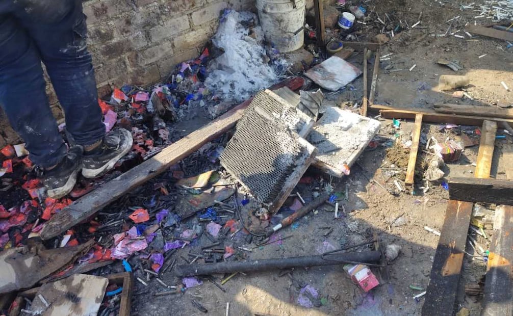 Se registra explosión de polvorín en La Saucera, Tultepec; hay dos lesionados.
Foto: Especial.