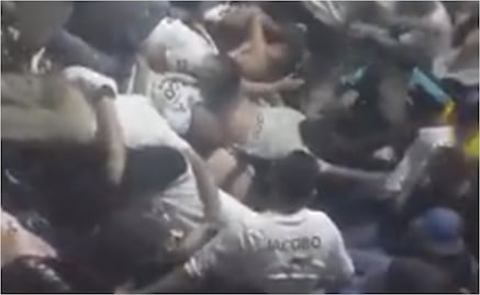 VIDEO: ¡TRAGEDIA! Avalancha humana deja nueve muertos en el Estadio Cuscatlán