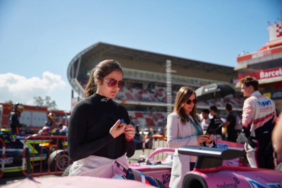 “Quiero ser la mujer que corra en la F1 actual”, Tatiana Calderón, entrevista exclusiva