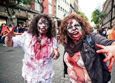 Zombies 'invaden' la Ciudad de México