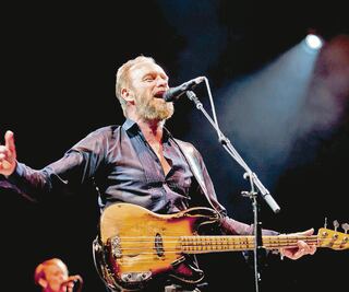 Sting y El jefe cantan por el Amazonas