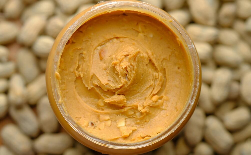Esto pasa si comes crema de cacahuate todos los días. Foto: Pexels