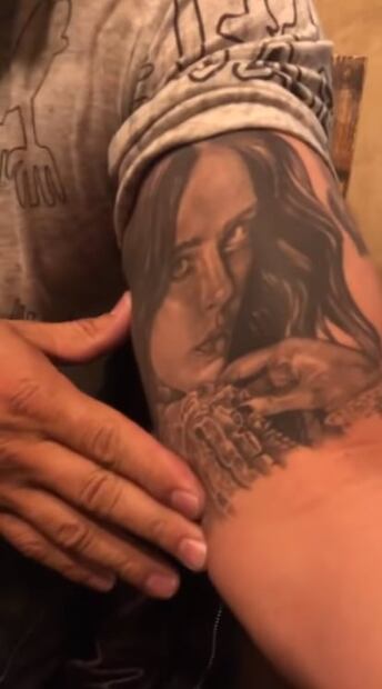Lupillo Rivera también se borra el tatuaje de Belinda