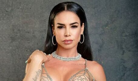 Esta foto en mini bikini de Lis Vega revela que su figura es a prueba del tiempo