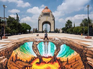 Monumento a la Revolución se pinta con "Amor Eterno"