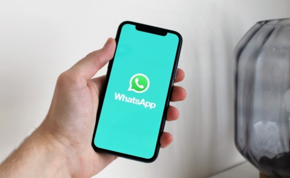 Cómo escuchar los audios de WhatsApp con la pantalla bloqueada