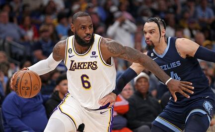 LeBron James y Rui Hachimura guían a los Lakers en su primer triunfo de Playoffs