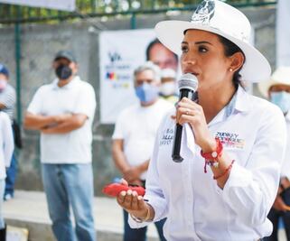 Zudikey Rodríguez presenta denuncia ante la Fiscalía del Edomex