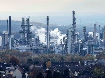 COP26: Once gobiernos acuerdan abandonar la producción de petróleo y gas