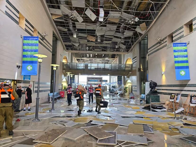 Irán atacó el Hospital Soroka de Beerseba, el más grande de Israel, y provocó destrozos. FOTO: AUTORIDAD ISRAELÍ DE RESCATE