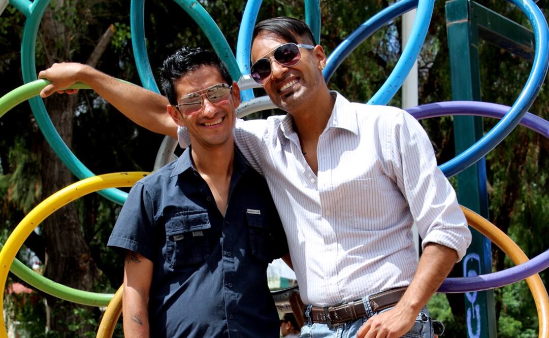 Rodolfo Flores Nava y Francisco Domínguez Galindo dirigirán una carta al papa Fancisco para pedirle que impulse entre feligreses y presbíteros la concientización y tolerancia hacia la comunidad LGBTI. (FOTOS: IRMA MEJÍA. EL UNIVERSAL)