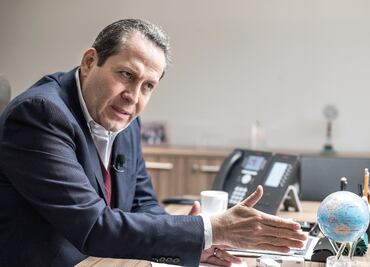 Eruviel se suma a equipo de Meade
