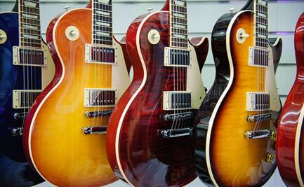 Incautan más de 3 mil Guitarras Gibson pirata en Los Ángeles; falsificaciones asiáticas tenían valor de 18 mdd