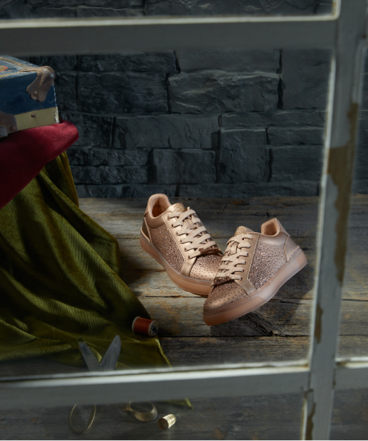 De cuento de hadas. Lanzan colección de zapatos inspirados en Cenicienta