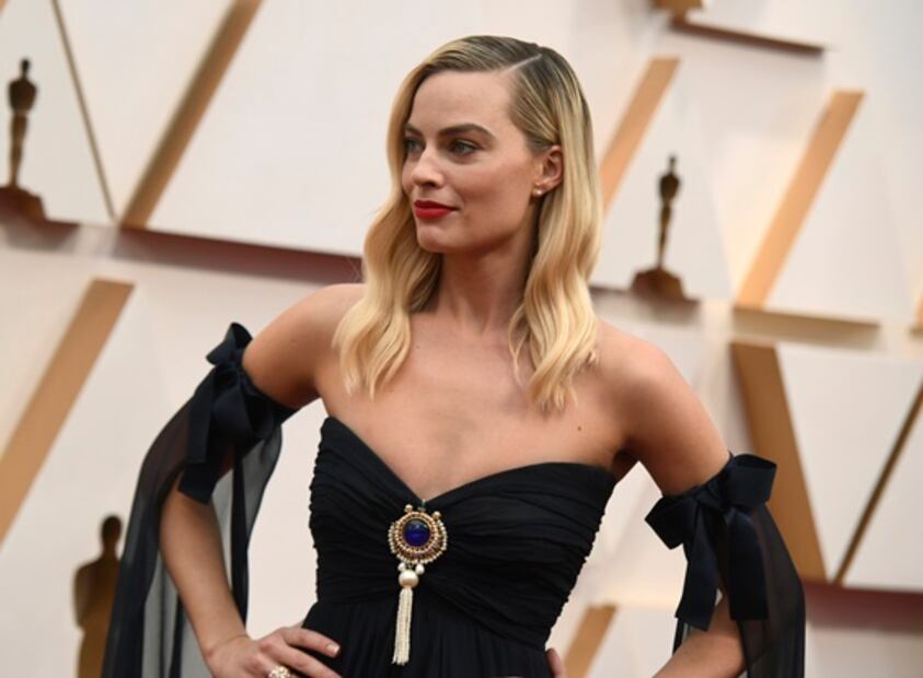 Beauty looks y accesorios que robaron miradas en los Oscar 2020