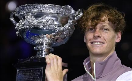 Jannik Sinner logra épica remontada sobre Daniil Medvedev y gana el Abierto de Australia