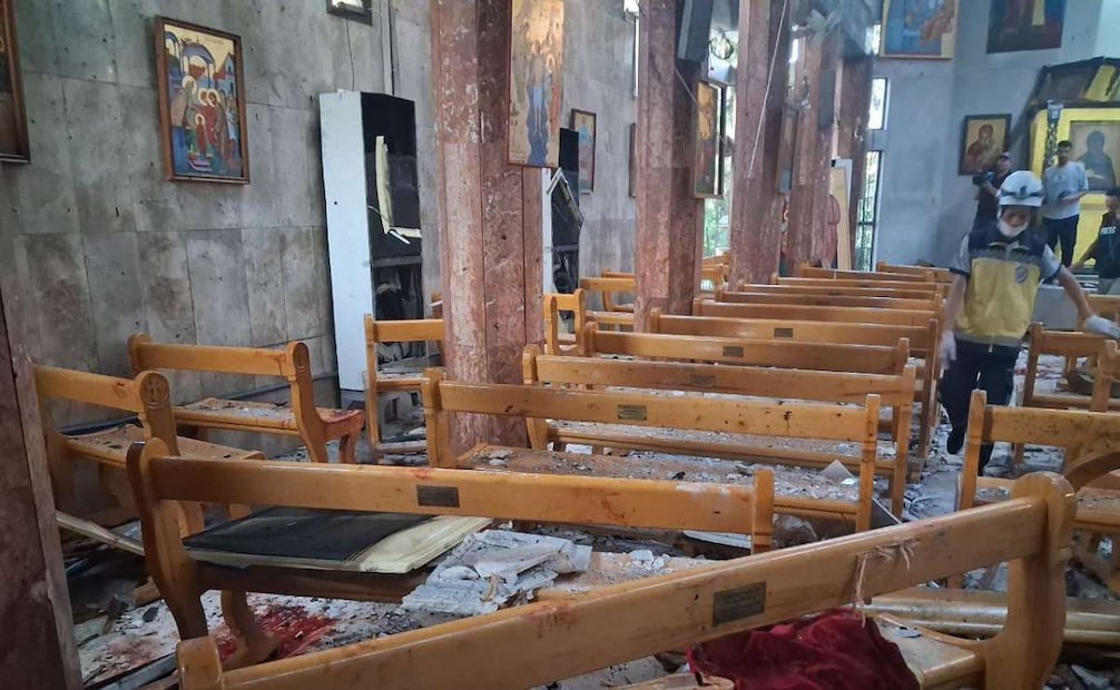 Iglesia Mar Elías después de que una persona disparara y detonara un chaleco explosivo. Foto: X @AlertaMundoNews