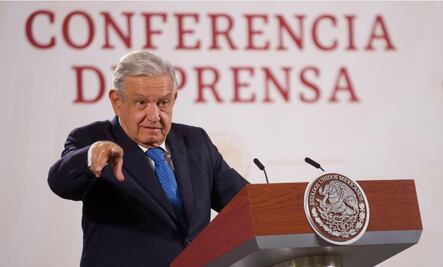 AMLO pide dar a conocer nombres de involucrados en caso Ayotzinapa