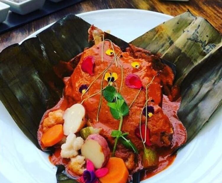 Conoce el zacahuil, las chimichangas y los chanchamitos