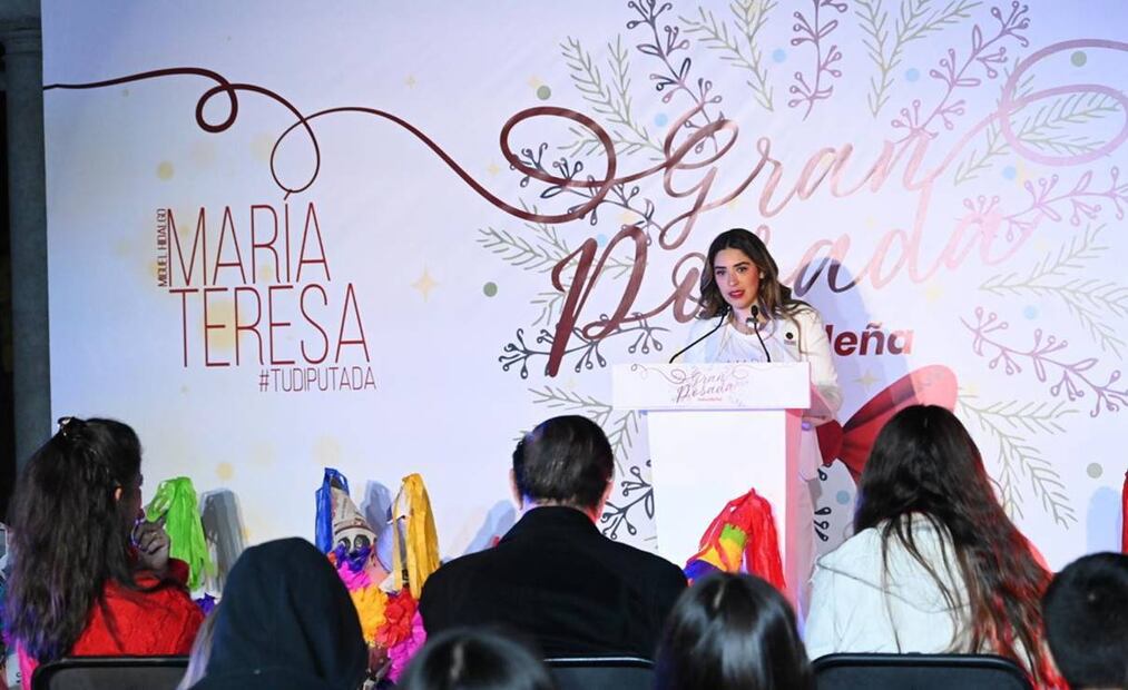 La diputada federal, María Teresa Ealy organizó una posada navideña para las vecinas y vecinos de la alcaldía Miguel Hidalgo. Foto: Especial