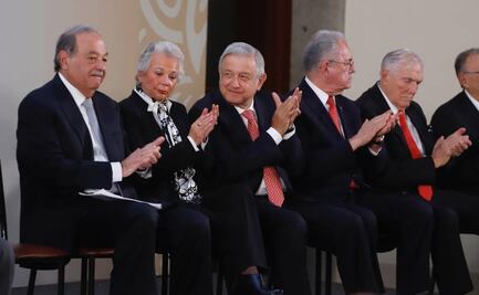 AMLO entrega Premios Nacionales de Ingeniería y Arquitectura