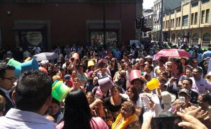 Vecinos de Iztapalapa se manifiestan en ALDF por falta de agua