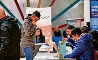 Pronósticos de crecimiento del PIB, a la baja; encuesta