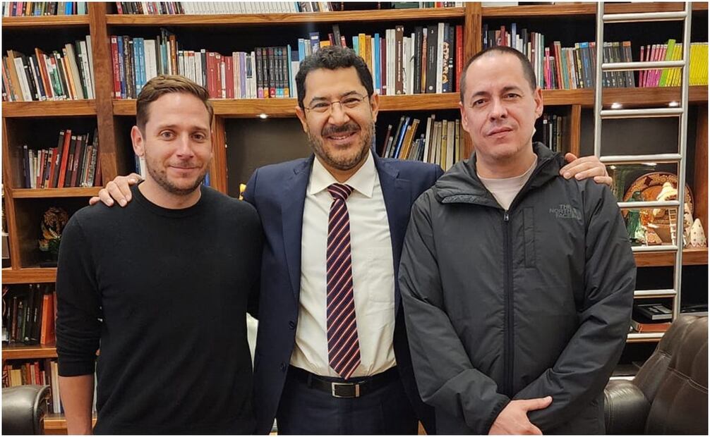 Eduardo Clark García, Martí Batres, José Antonio Peña Merino (de izquierda a derecha)