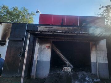Enfrentamiento en Ejido El Claro en Sonora, deja dos heridos y un expendio incendiado; hay dos detenidos