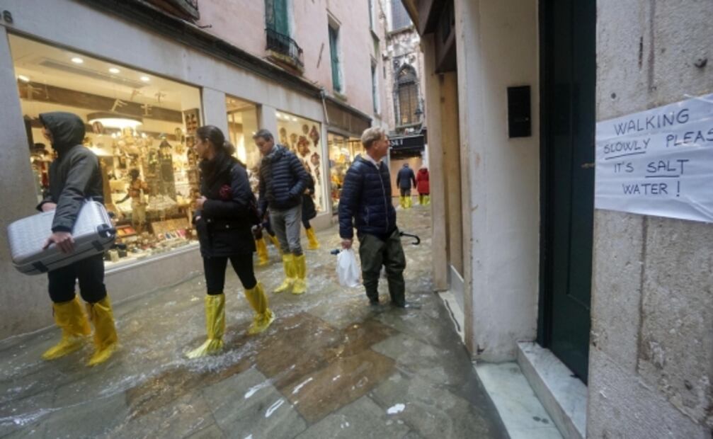 Venecia enfrenta marea alta “más que excepcional”