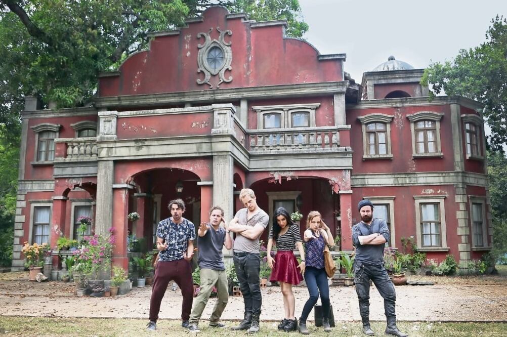 El elenco encabezado por Higareda combina actores mexicanos con británicos y estadounidenses (CORTESÍA DANIEL POSADA)