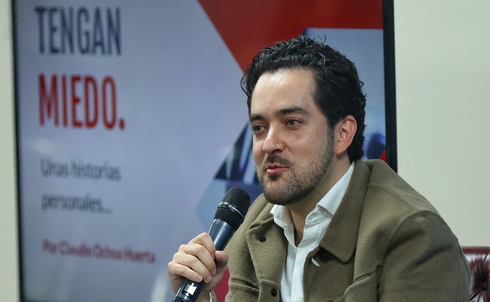 El columnista compartió experiencias que marcaron su carrera profesional.  |  FOTO: Fernanda Rojas.