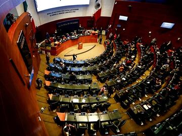 Aprueba Senado en lo general y particular los dos dictámenes del Plan B de la reforma electoral