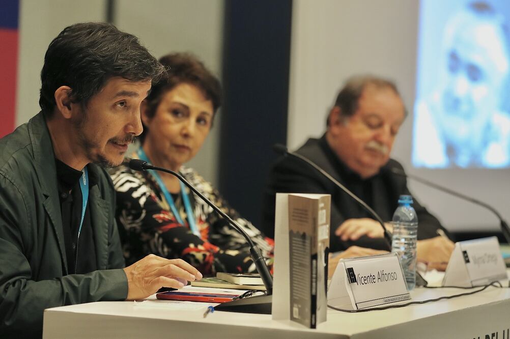 Homenaje a Ignacio Solares en la FIL Guadalajara.
Foto :EL UNIVERSAL / Berenice Fregoso