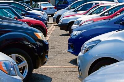 Se disparan precios de renovación para seguros de autos