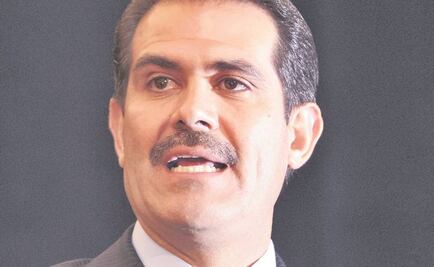 PGR pide orden de captura contra Guillermo Padrés