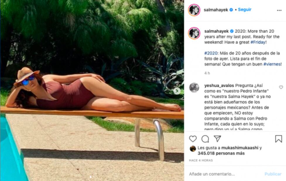 Este comparativo de Salma Hayek en bikini revela que el tiempo es su mejor aliado