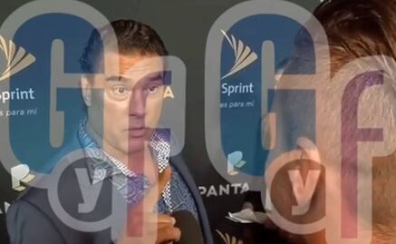 Eduardo Yáñez se molesta con reportero y lo agrede
