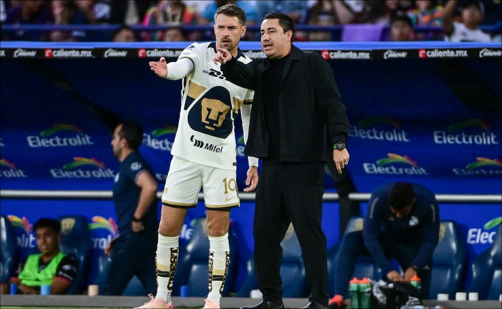 Efraín Juárez compartió conmovedor mensaje luego del triunofo de Pumas y reveló que Aaron Ramsey lloró en el vestidor por su anotación / FOTO: Imago7
