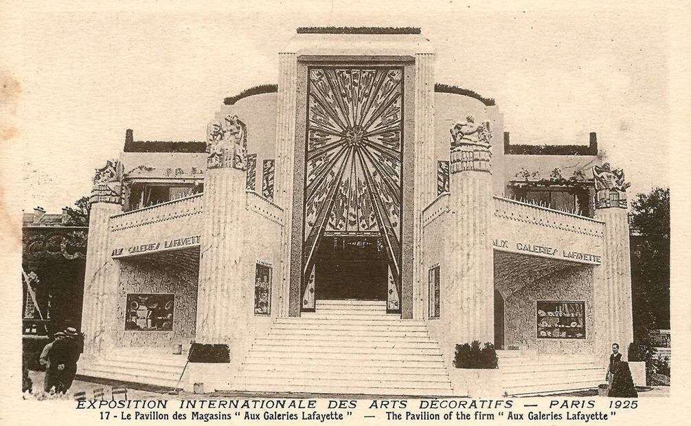 El pabellón del almacén de Aux Galeries Lafayette era uno de tantos edificios art déco que nacieron para integrar la Exposición de Artes Decorativas de 1925. Wikimedia Commons.