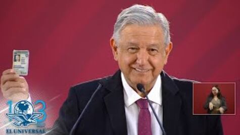 AMLO se identifica con licencia de manejo en aeropuertos