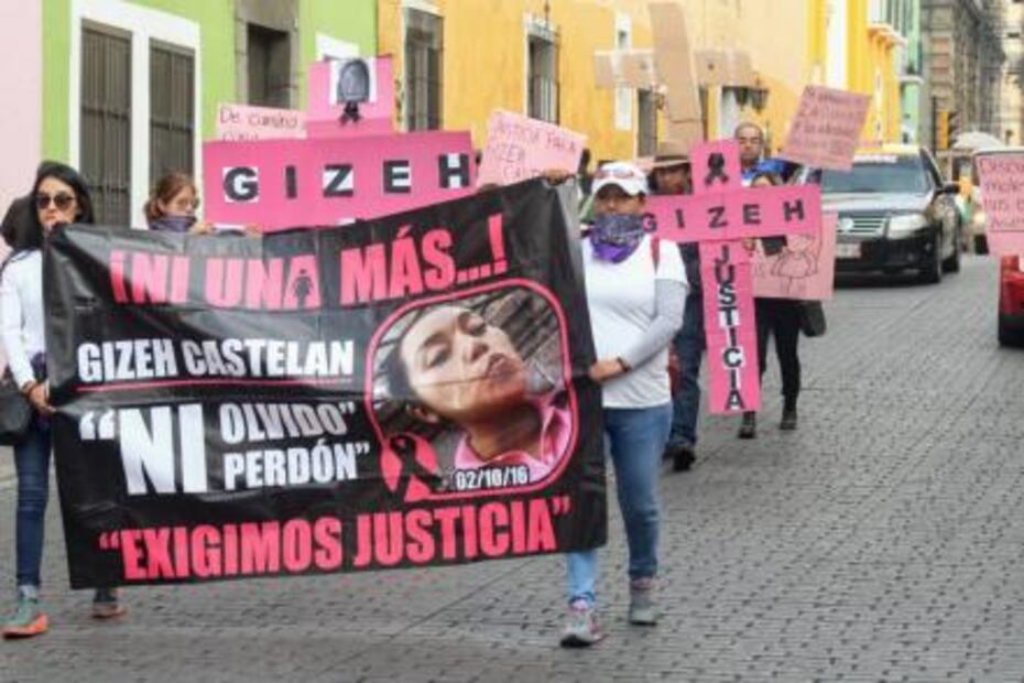 Exigen justicia por feminicidio de Gizeh Castelán en Puebla