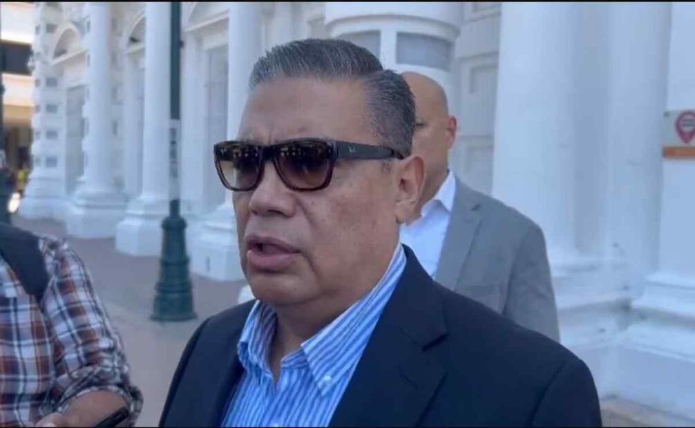 El fiscal del estado, Gustavo Rómulo Salas Chávez, comentó que personalmente fue al hospital a verificar el estado de salud del periodista, por lo que puede decir que está estable. Foto: Especial