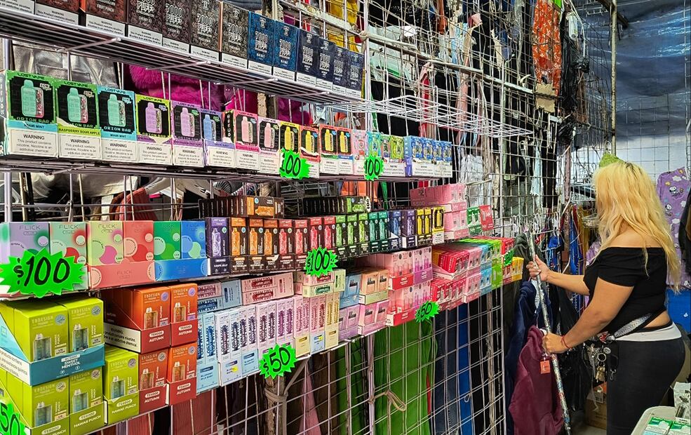 Venta de vapeadores en México. Foto: Luis Camacho/EL UNIVERSAL