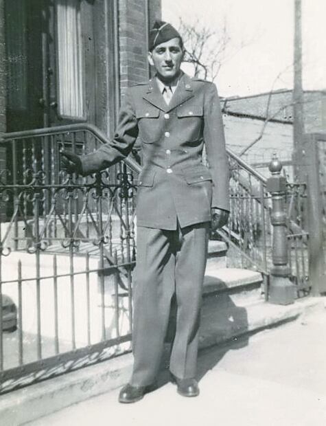 1944.- Luchó en la Segunda Guerra Mundial como soldado de infantería del ejército de EU. Foto: Especial