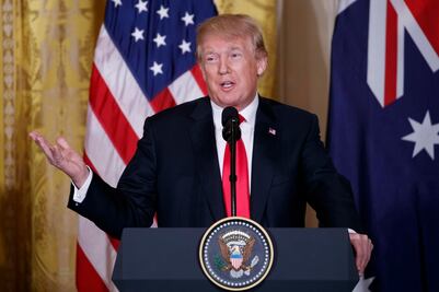 Trump compara a los inmigrantes con serpientes venenosas