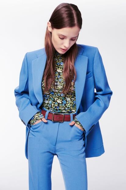 Alerta tendencia: 5 blazers coloridos para avivar tus outfits