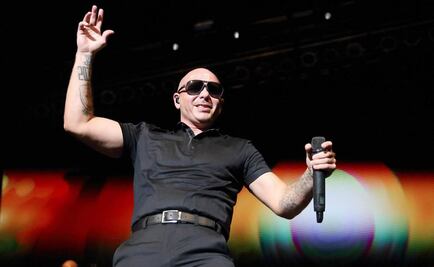 Pitbull hace enojar a exiliados cubanos