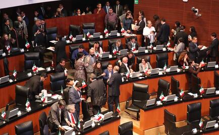Tunden a Peña Nieto en el Senado, "por sumisión a Trump"