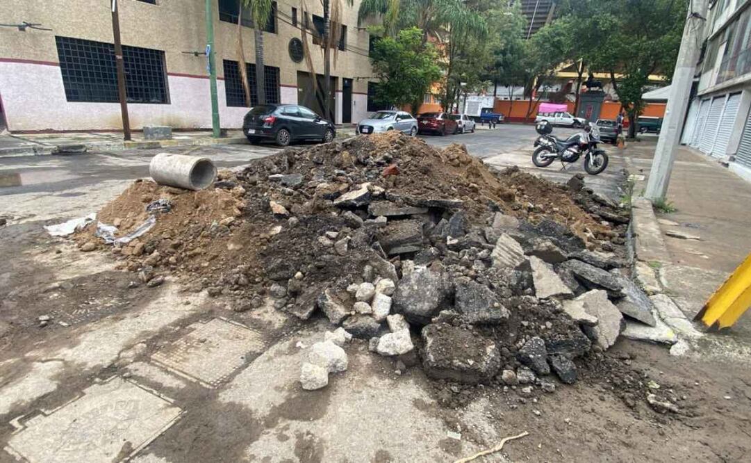 Vecinos denuncian que reparación de fuga en alcaldía Benito Juárez no concluyó de forma adecuada (19/06/2025). Foto: Juan Carlos Williams / EL UNIVERSAL